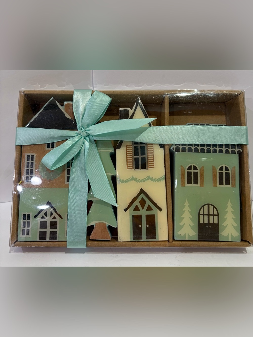 Joyward Winter Wonderland Holiday Ceramic House Decor